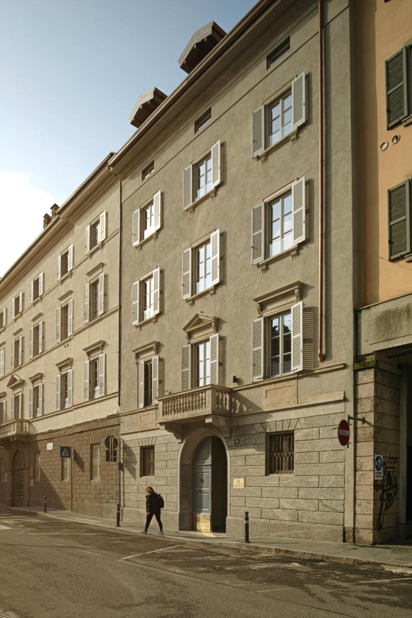 Rego Apartments - Boutique Aparthotel & Serenity Spa With Some Off-Site Apartments In The Heart Of Bergamo City Center Ngoại thất bức ảnh