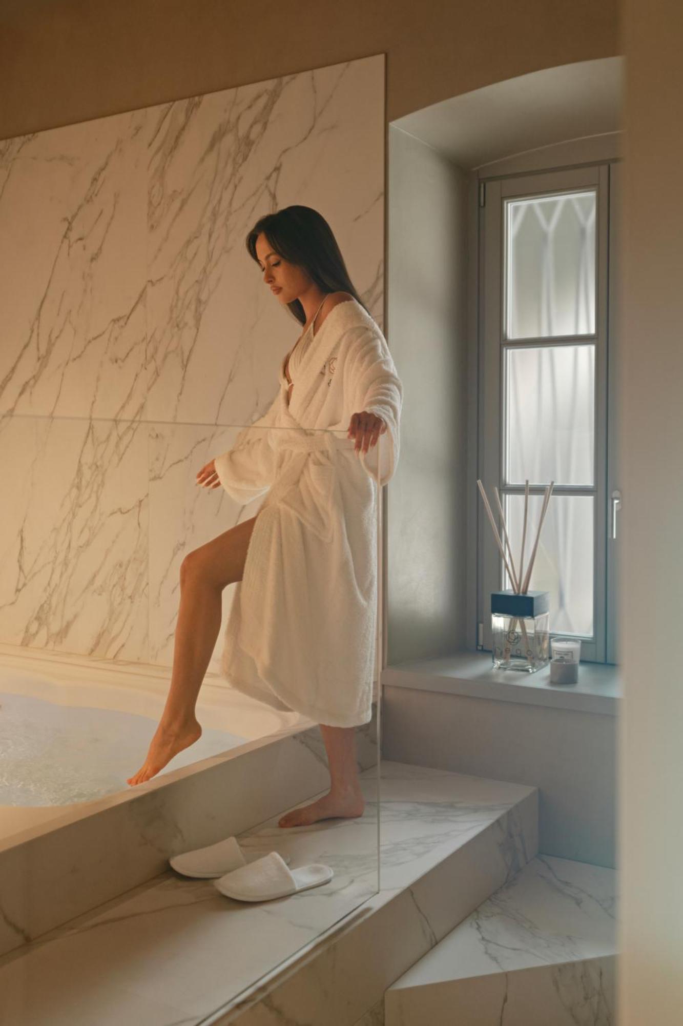 Rego Apartments - Boutique Aparthotel & Serenity Spa With Some Off-Site Apartments In The Heart Of Bergamo City Center Ngoại thất bức ảnh