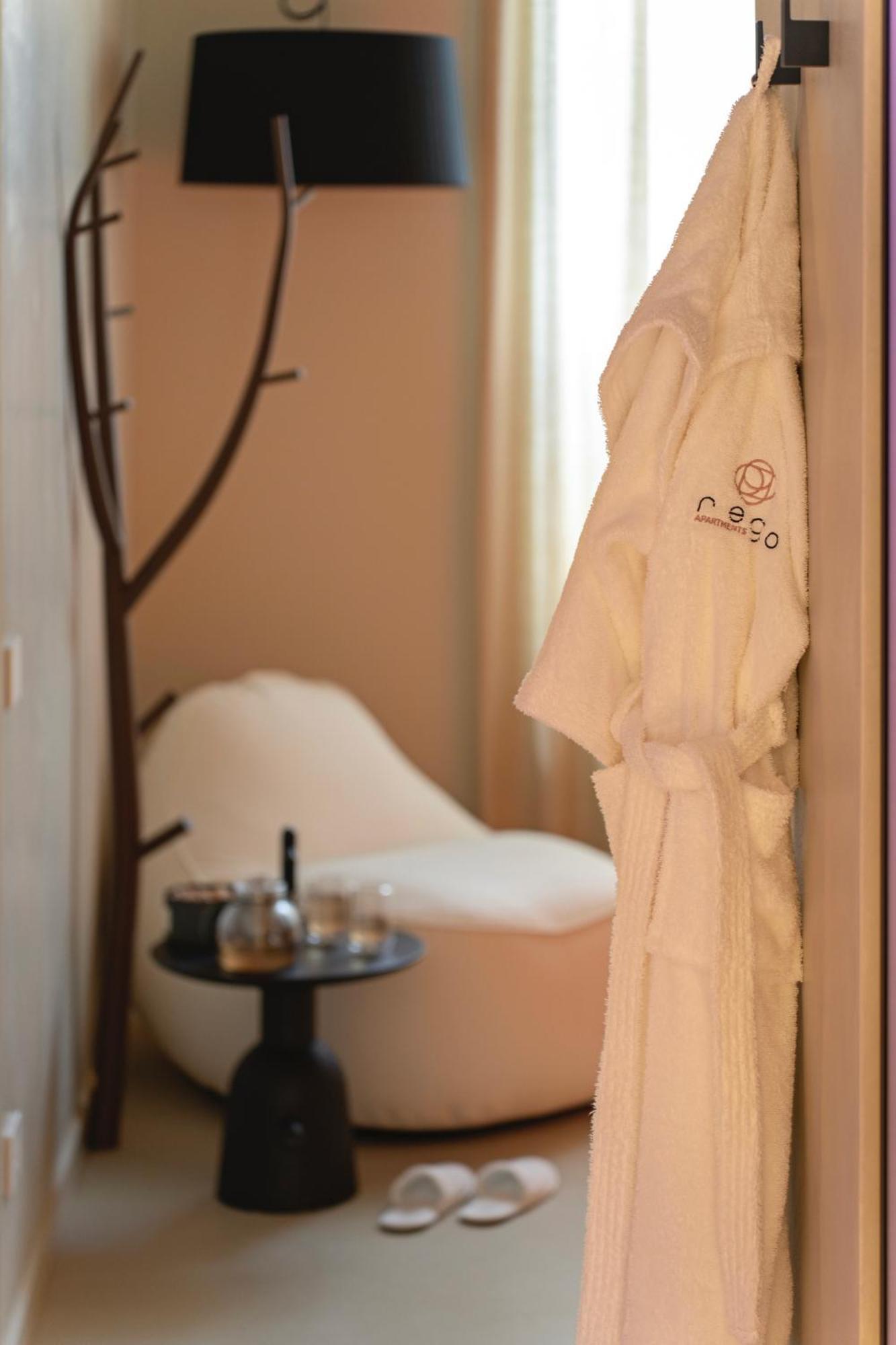 Rego Apartments - Boutique Aparthotel & Serenity Spa With Some Off-Site Apartments In The Heart Of Bergamo City Center Ngoại thất bức ảnh